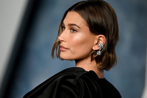 HAILEY BIEBER’IN İLHAM VEREN SAÇ STİLLERİ