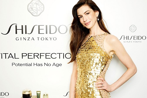 SHISEIDO BENZERSİZLİĞİNİN EN NET KANITI ÖDÜLLER