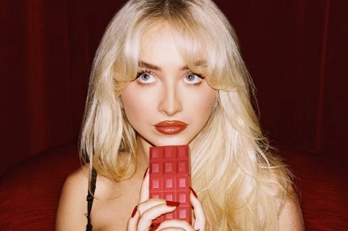 SABRINA CARPENTER CHERRY BABY PARFÜMÜ İLE KİRAZIN MODERN YORUMU