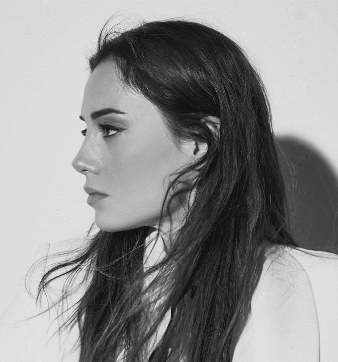 Cansu Dere Makyajı - GQ Dergisi